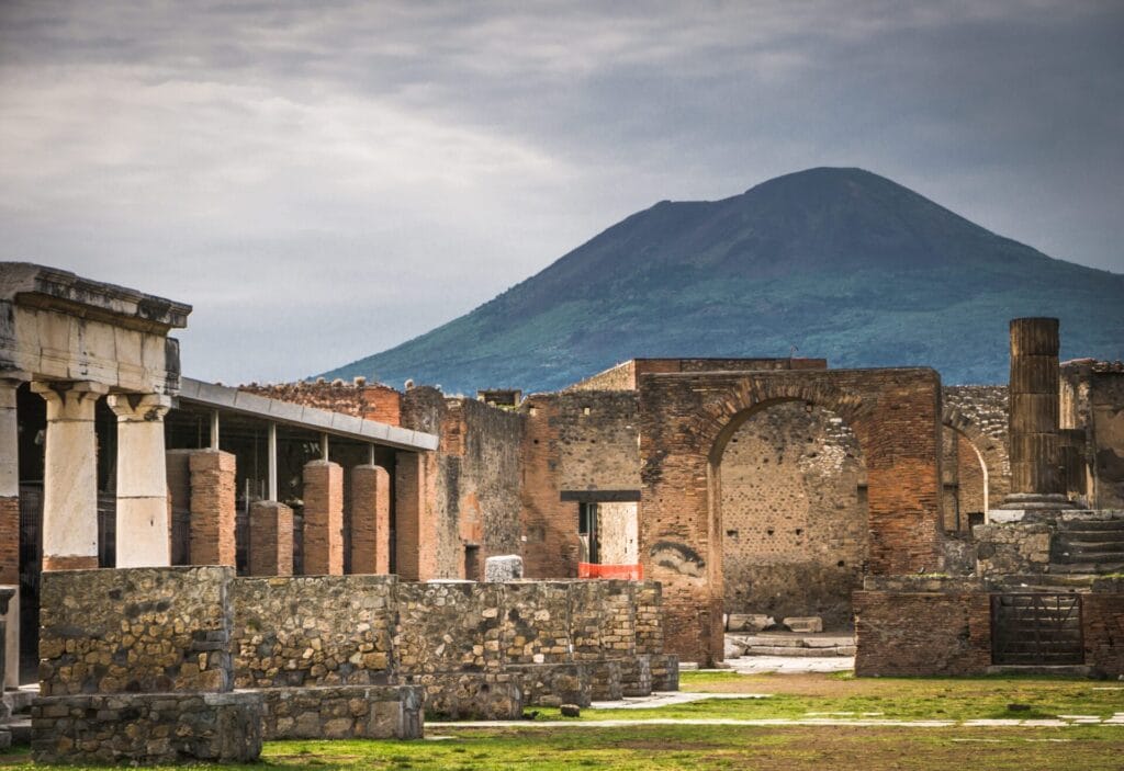 When Did Mount Vesuvius Last Erupt? Revisiting the Evidence